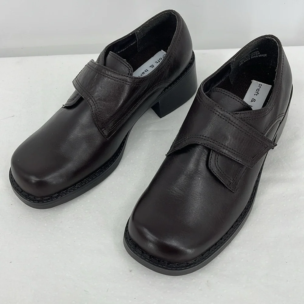 CROFT & BARROW SIZE 7.5M WOMENS BROWN  Leather Shoes